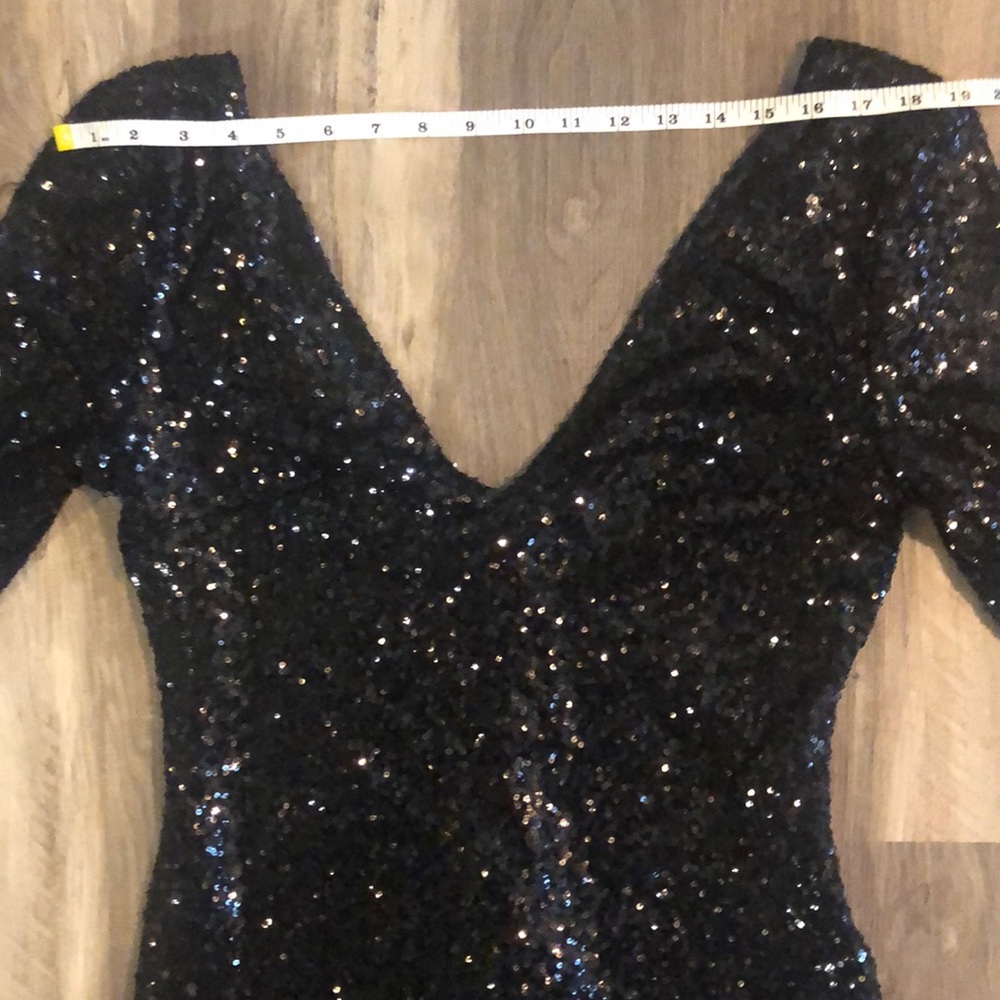 *SOLD ON FB MKT* Cals 3/4 Sleeve Sequin Mini Dress - Picture 3 of 8